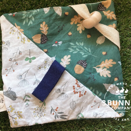 the3bunnies.co - activity blanket for rabbits
